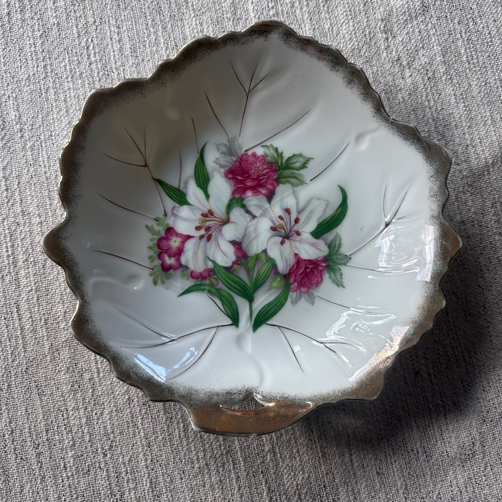 Trimont Ware Decorative Serving Dish Bowl Flowers Japan Vintage Collectible 8”